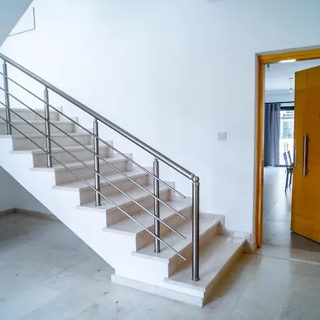 Apartamento Perfect Two-bedroom Mountain View Sel çelebi -1 *